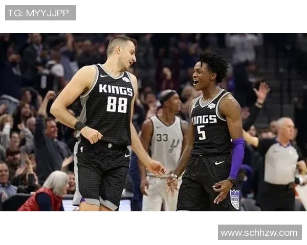 德阿隆福克斯如何引领萨克拉门托国王重返季后赛争夺战 德阿隆福克斯如何引领萨克拉门托国王重返季后赛争夺战