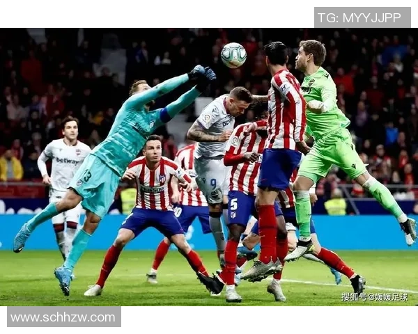 皇家社会与皇马2017年对决回顾精彩瞬间与战术分析 皇家社会与皇马2017年对决回顾精彩瞬间与战术分析